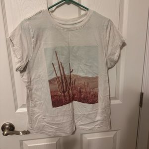 women’s graphic tee